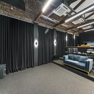 ses perdesi sesi kesen perde soundprof curtain ses emici perde uğultu akustik perdesi perdeler_05-min