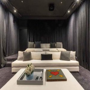 sinema odası akustik perde izalasyon emici uğultu mükemmel ses kontrol film odası movie room acoustic akustik oda kadife termal akustik kumaş_2_8