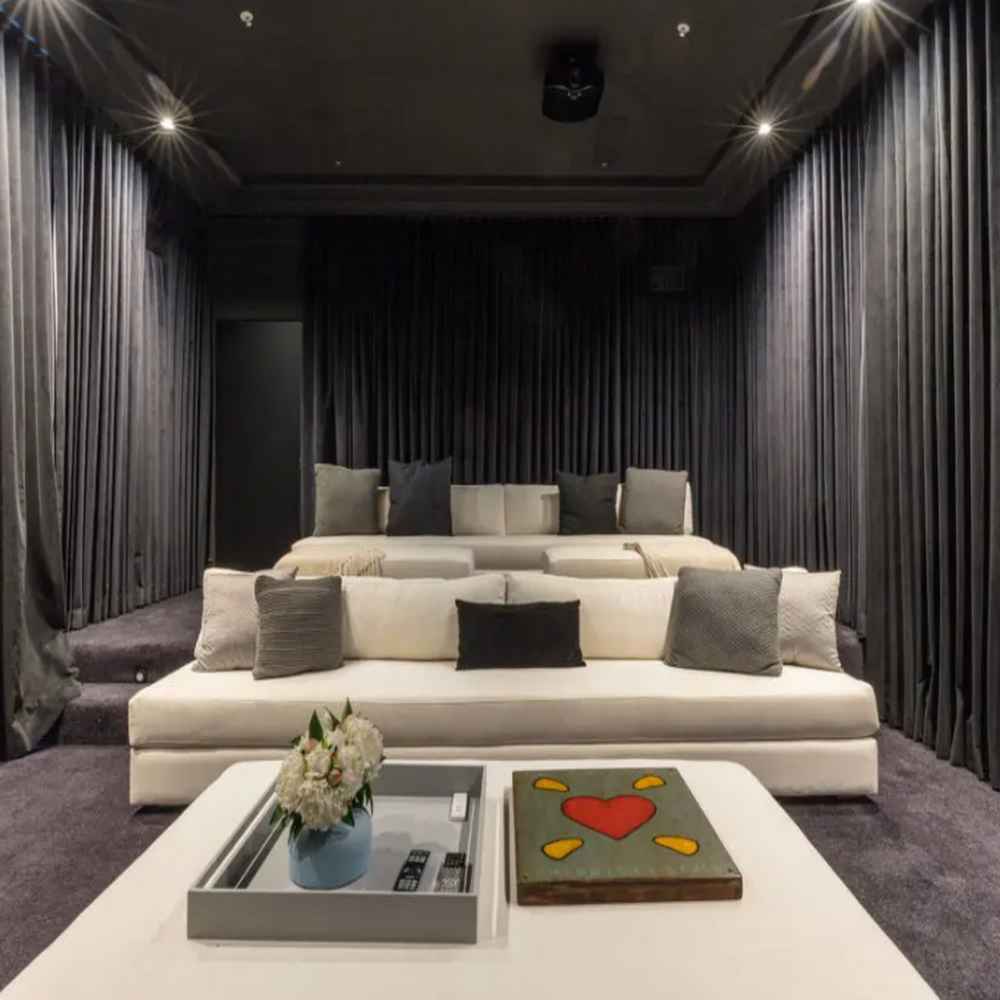 sinema odası akustik perde izalasyon emici uğultu mükemmel ses kontrol film odası movie room acoustic akustik oda kadife termal akustik kumaş_2_8